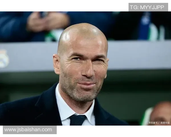 各大足球球星私下生活照大公开 展现真实个性与不为人知的一面