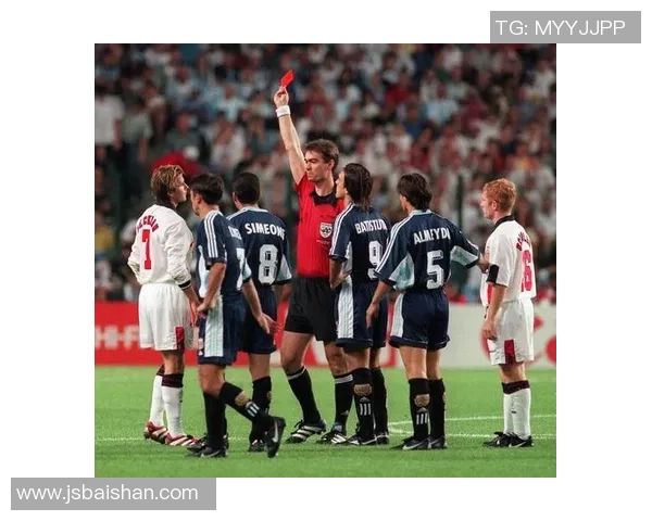 足球巨星合照创意混剪大赏聚焦世界顶级球员精彩瞬间与经典时刻